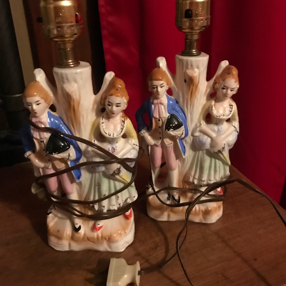Pair vintage lamps